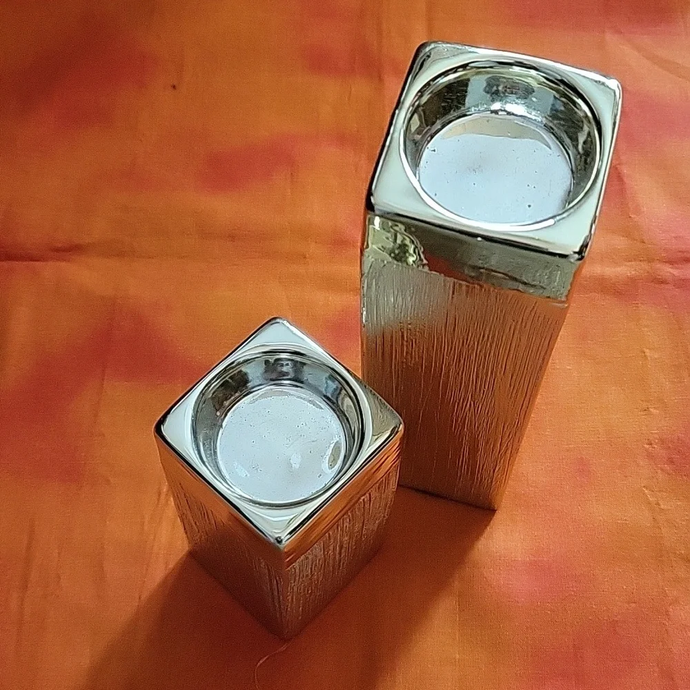 Set of 2 Robert Stanley Silver T-lite Candle Holders